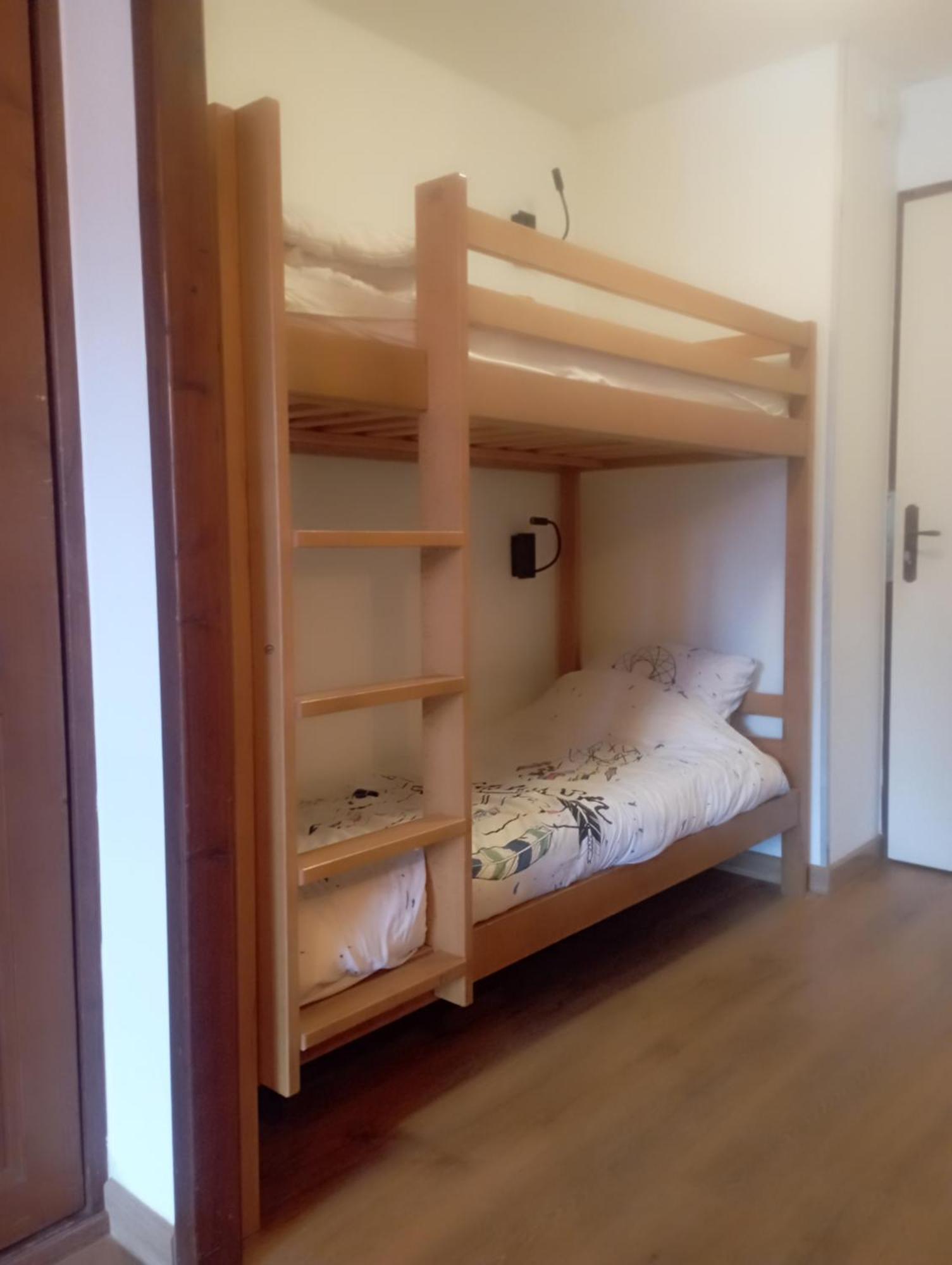 Grand Studio Tout Confort Pour 4 Personnes Brides-les-Bains Dış mekan fotoğraf